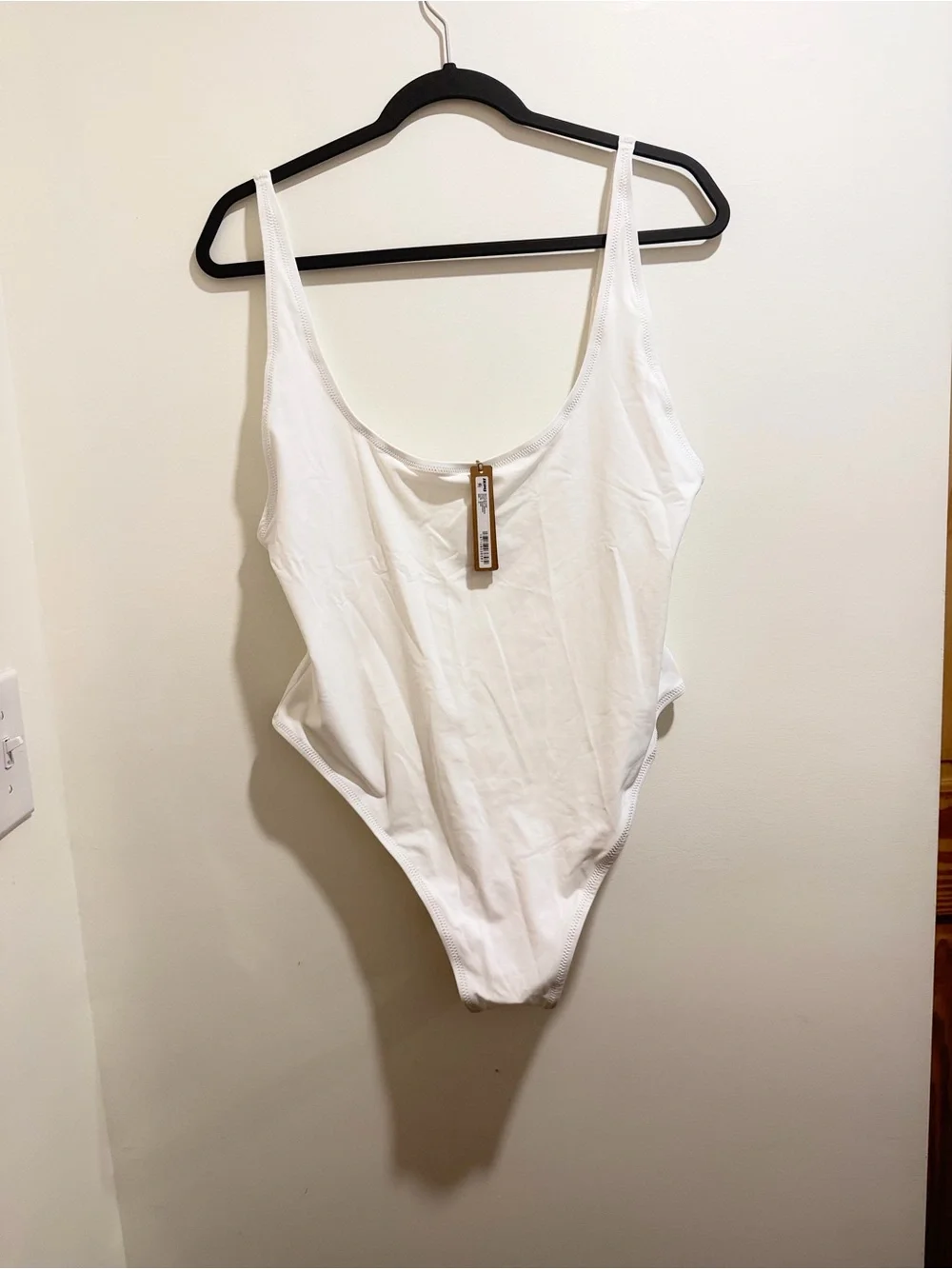 NWT SKIMS Classic White Scoop One-Piece Swimsuit